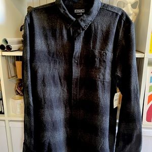 Ezekiel Compton Black and Grey Strip Woven Mens Xl New with Tags , feels soft!